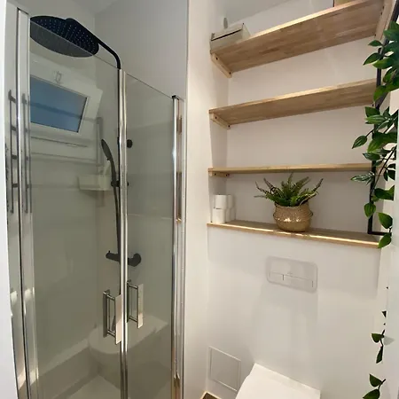 - Tramway & Zenith *